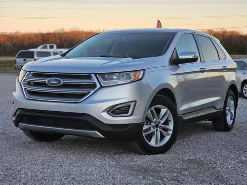 Used 2015 Ford Edge SEL w/ Equipment Group 201A image 2