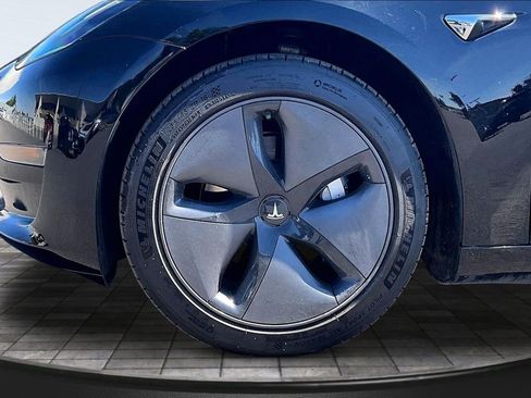 Used 2019 Tesla Model 3 Long Range AWD/4WD image 9