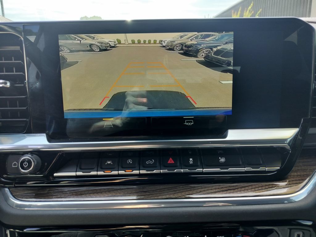 Used 2024 Chevrolet Silverado 1500 RST AWD/4WD image 16