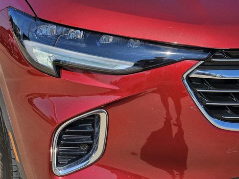 Used 2022 Buick Envision Essence w/ Technology Package I image 11