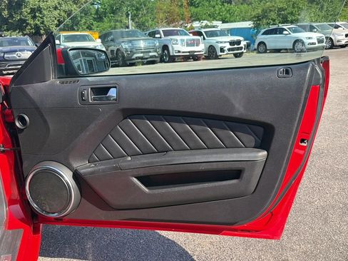 Used 2013 Ford Mustang Premium RWD image 12