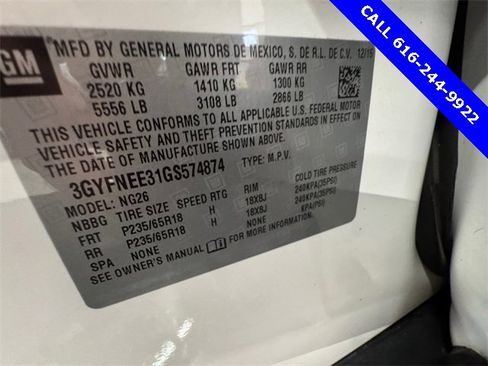 Used 2016 Cadillac SRX Luxury w/ Driver Awareness Package image 27