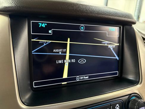 Used 2019 GMC Yukon XL Denali w/ Denali Ultimate Package AWD/4WD image 22