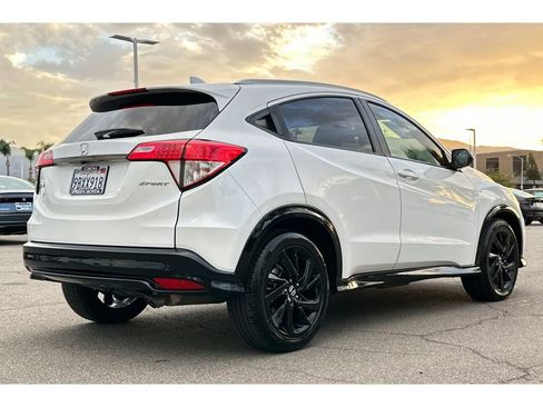 Certified 2022 Honda HR-V Sport image 6