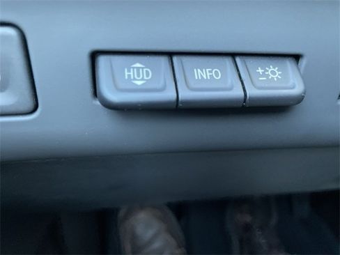 Used 2024 Buick Enclave Premium image 26