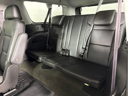 Used 2016 Chevrolet Suburban LTZ AWD/4WD image 30