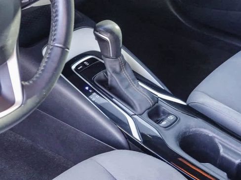 Used 2021 Toyota Corolla SE w/ Carpet Mat Package (TMS) image 18