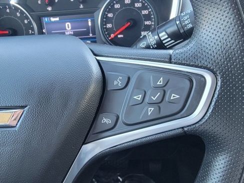 Used 2023 Chevrolet Equinox LT image 20