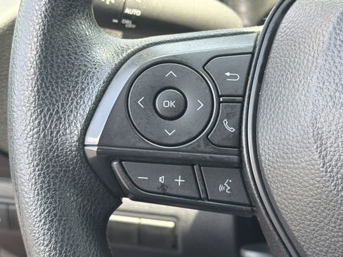 Used 2026 Toyota Corolla LE FWD image 13