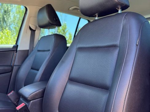 Used 2017 Volkswagen Tiguan S AWD/4WD image 31