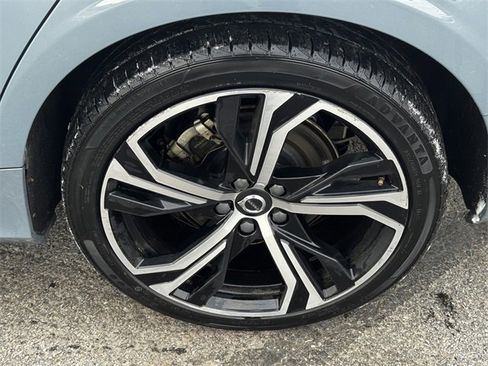 Used 2024 Volvo S60 B5 Plus image 11