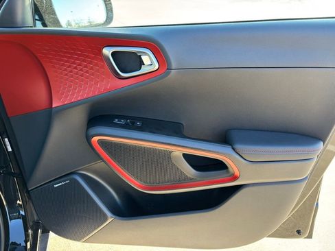 Used 2023 Kia Soul GT-Line w/ GT-Line Technology Package image 16