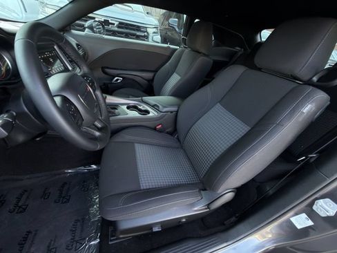 Used 2023 Dodge Challenger SXT RWD image 23
