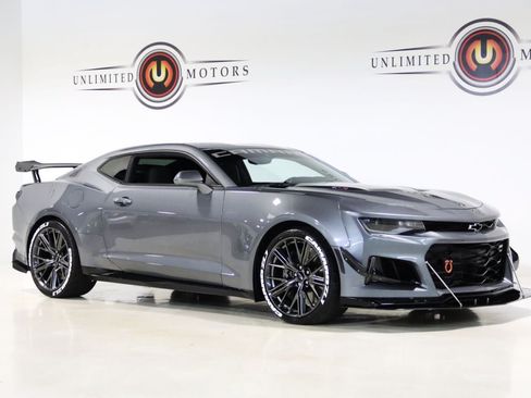 Used 2022 Chevrolet Camaro ZL1 RWD image 78