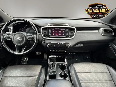 Used 2016 Kia Sorento SX AWD/4WD image 3