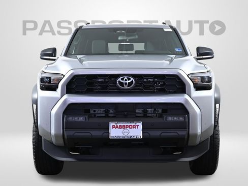 Used 2025 Toyota 4Runner TRD Off-Road AWD/4WD image 2