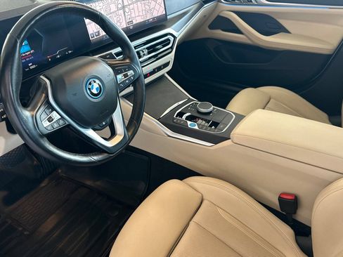 Used 2023 BMW i4 eDrive35 RWD image 7