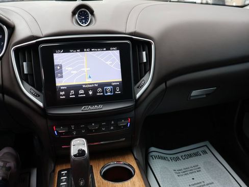 Used 2019 Maserati Ghibli GranLusso RWD image 36