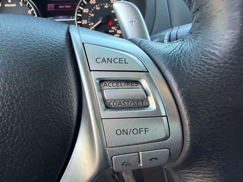 Certified 2018 Nissan Altima 2.5 SR w/ SR Special Edition FWD image 15