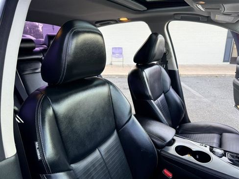 Used 2018 INFINITI Q50 Sport w/ Cargo Package (L95) RWD image 17