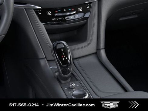 New 2025 Cadillac XT6 Luxury image 23