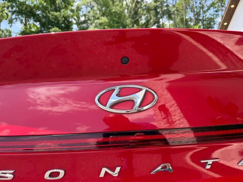 Used 2021 Hyundai Sonata SEL Plus w/ Tech Package FWD image 6