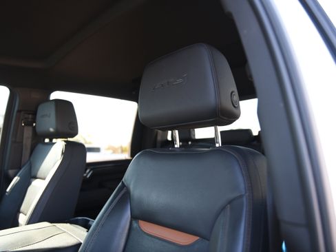 Used 2024 GMC Sierra 2500 AT4 w/ Technology Package image 26