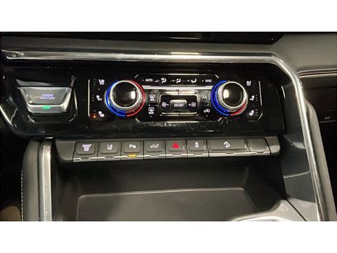 Used 2025 GMC Sierra 2500 Denali Ultimate w/ Max Trailering Package image 13