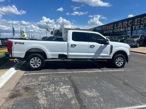 Used 2024 Ford F250 XLT w/ FX4 Off-Road Package AWD/4WD image 4
