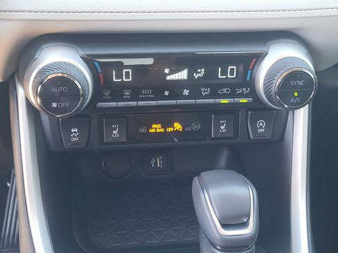 Certified 2023 Toyota RAV4 XLE Premium AWD/4WD image 19