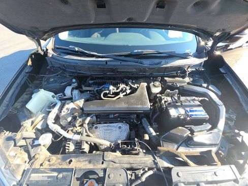Used 2015 Nissan Rogue SV w/ SV Moonroof Package AWD/4WD image 12