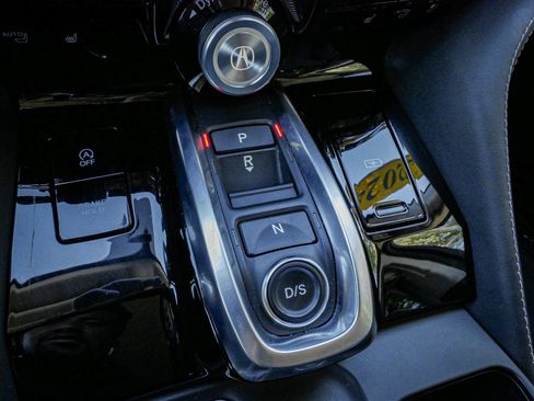 Used 2024 Acura MDX SH-AWD w/ Advance Package image 26