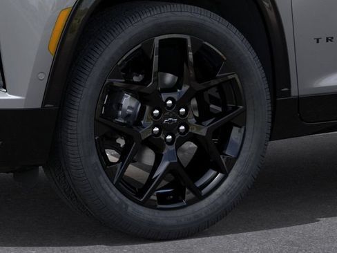 New 2026 Chevrolet Traverse RS w/ LPO, Floor Liner Package FWD image 9