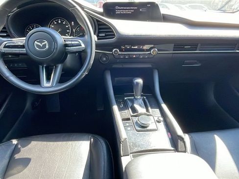 Used 2019 MAZDA MAZDA3 Sedan w/ Premium Package image 17