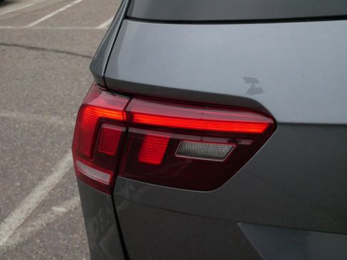 Certified 2022 Volkswagen Tiguan S image 17