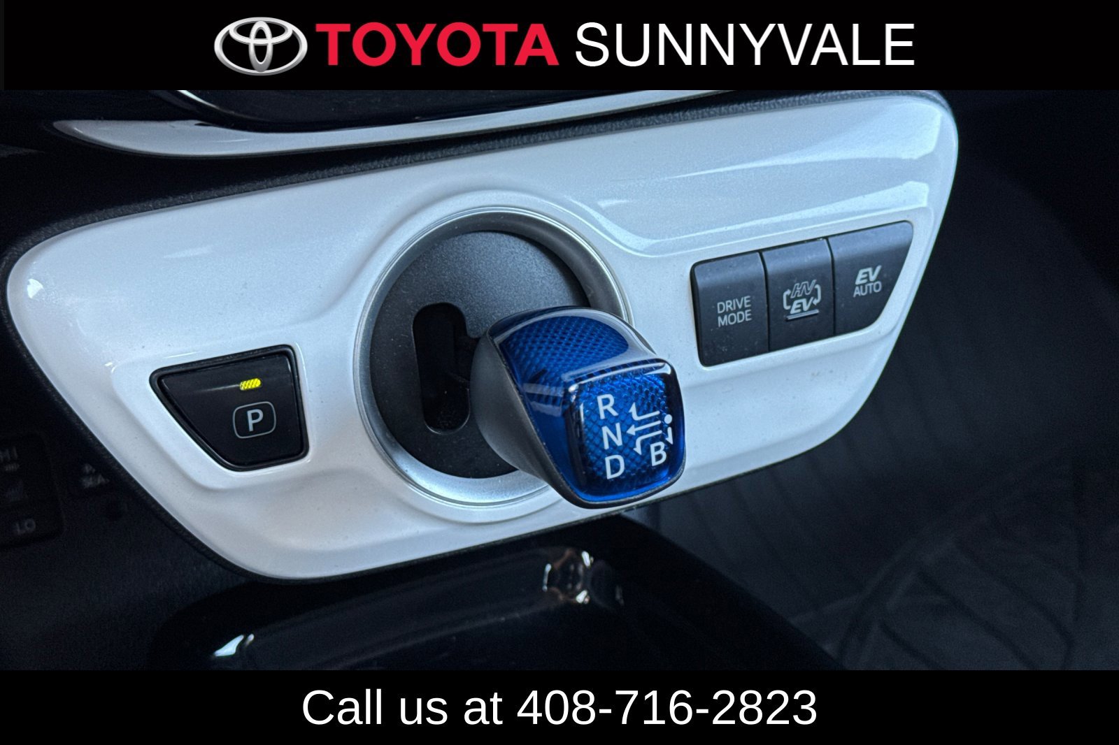 Certified 2018 Toyota Prius Prime Plus FWD image 24