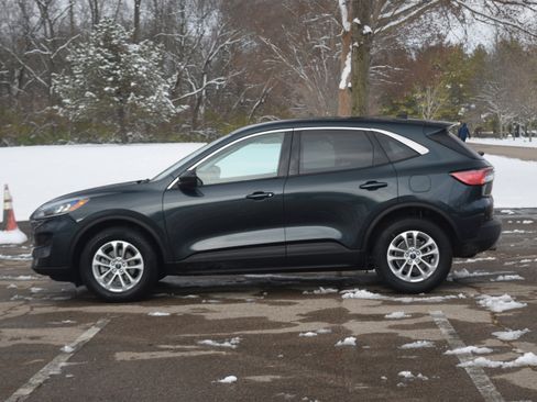 Certified 2022 Ford Escape SE w/ Convenience Package image 22