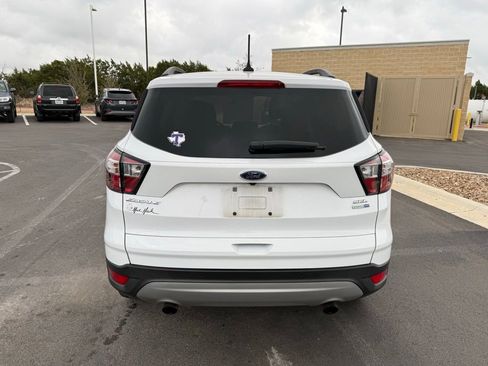 Used 2018 Ford Escape SEL image 5