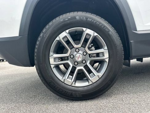 New 2026 GMC Terrain Elevation w/ Technology Package II FWD image 18