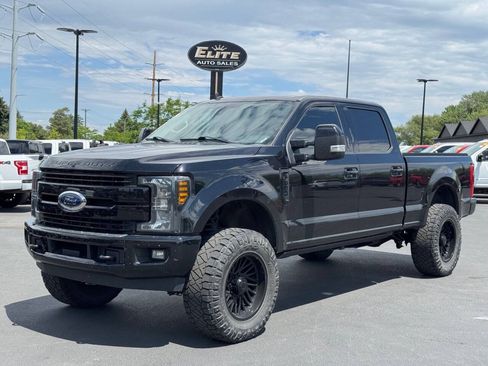 Used 2019 Ford F350 Lariat AWD/4WD image 3
