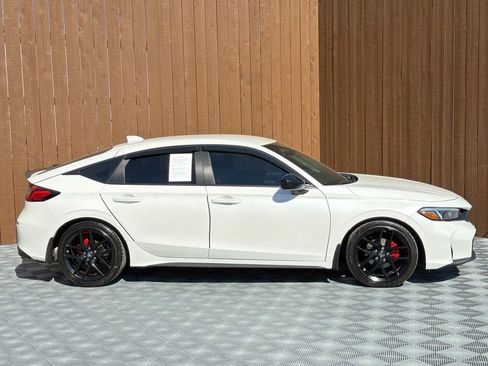 Used 2025 Honda Civic Sport image 11