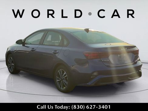 Used 2023 Kia Forte LXS FWD image 10