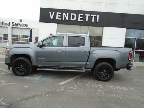 Certified 2022 GMC Canyon Elevation w/ Trailering Package image 9