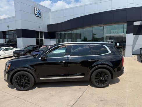 Used 2021 Kia Telluride SX w/ SX Prestige Package AWD/4WD image 2