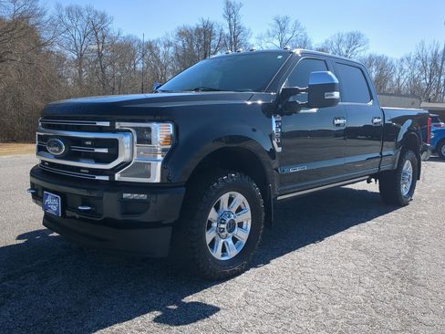 Used 2022 Ford F350 Platinum w/ FX4 Off-Road Package image 6