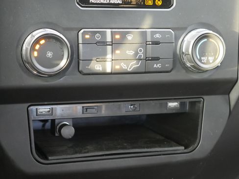 Used 2018 Ford F350 XLT image 12