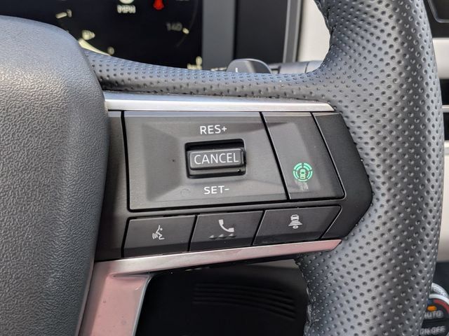 Used 2025 Mitsubishi Outlander SEL AWD/4WD image 29