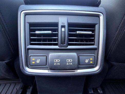 Used 2020 Subaru Forester Touring image 13