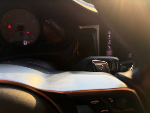 Used 2019 Porsche Macan S image 50