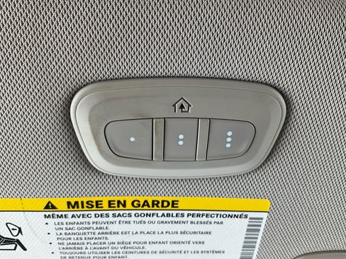 Used 2019 Chrysler Pacifica Touring Plus w/ Advanced Safetytec Group image 27